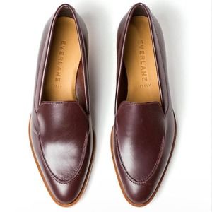 Everlane Red and Brown Leather Flats Sophisticated Design